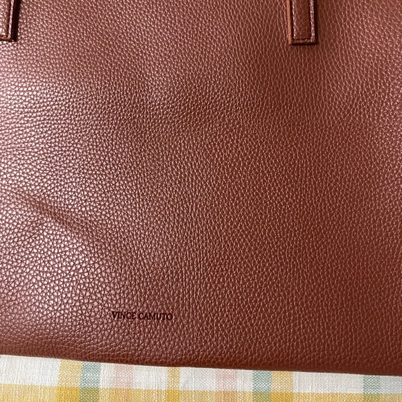 Vince Camuto new condition leather brown tote bag - Picture 4 of 6